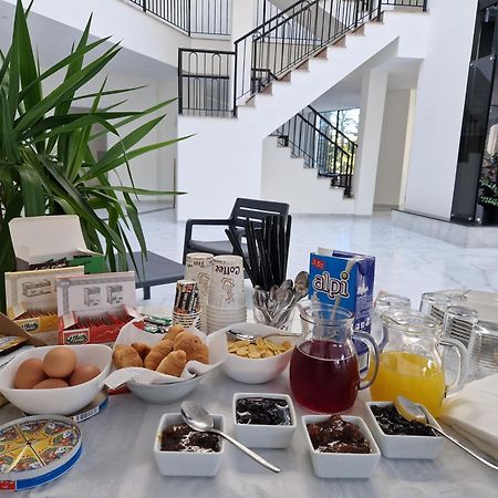 The Honeycomb Boutique Hotel Golem  Extérieur photo