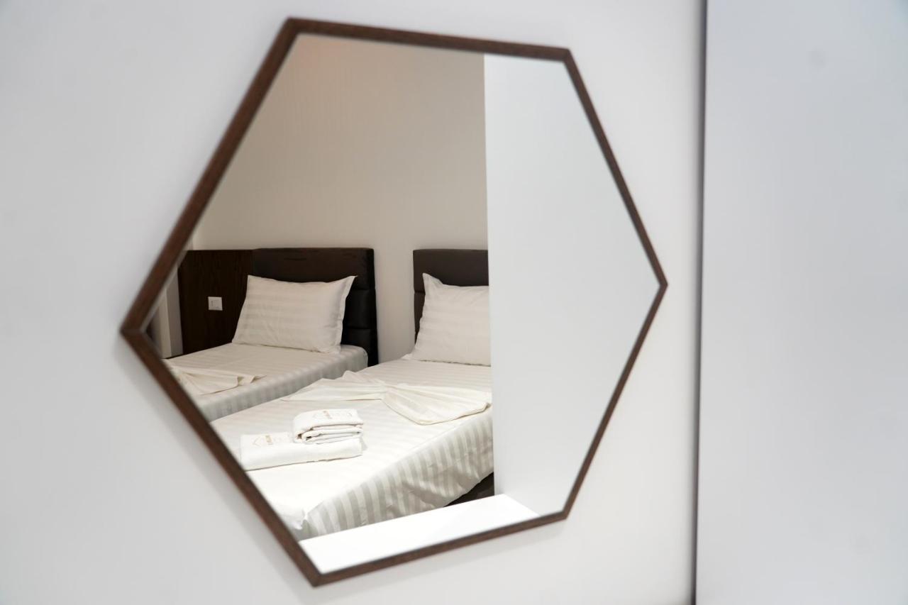 The Honeycomb Boutique Hotel Golem  Extérieur photo
