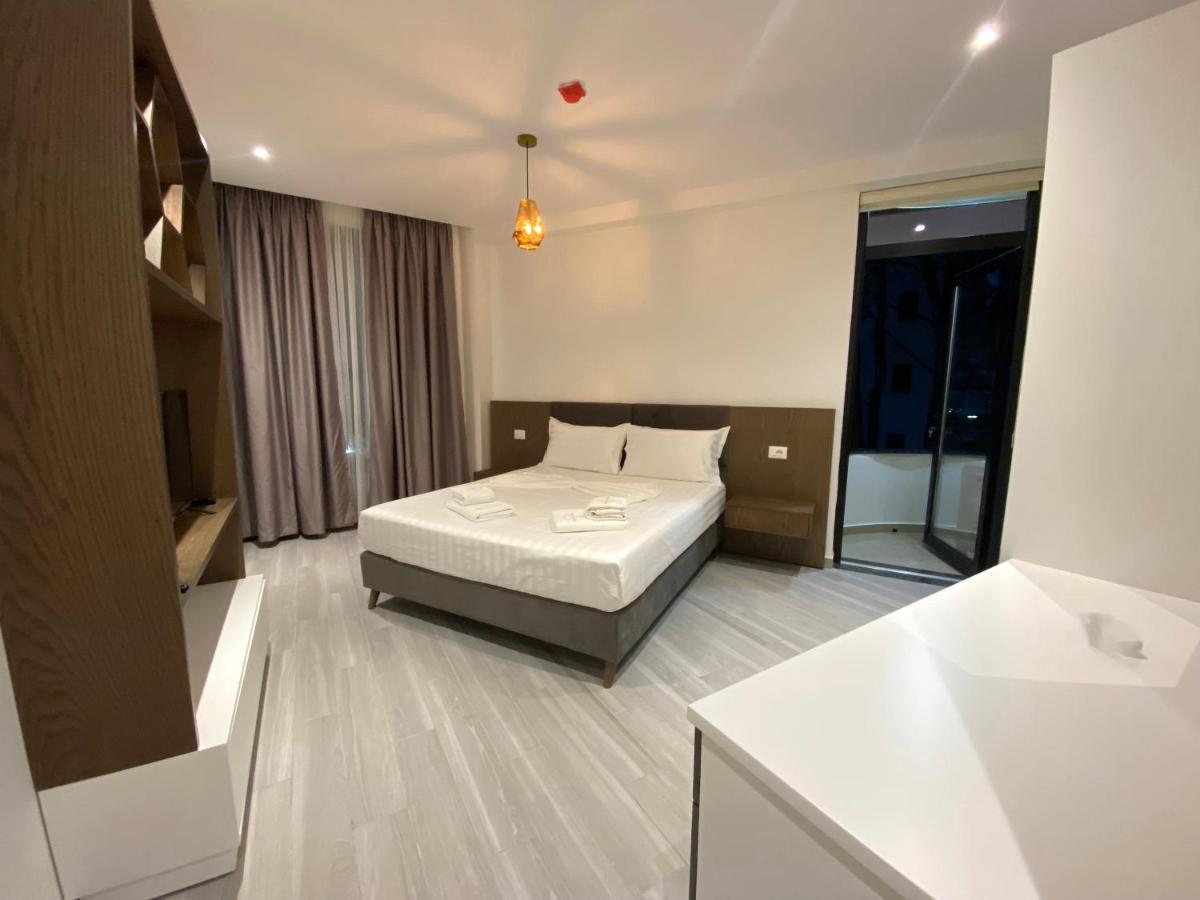 The Honeycomb Boutique Hotel Golem  Extérieur photo