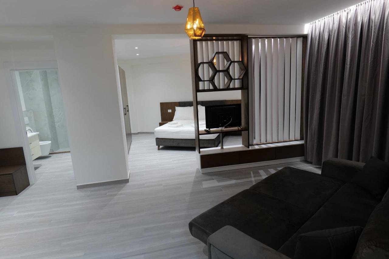 The Honeycomb Boutique Hotel Golem  Extérieur photo