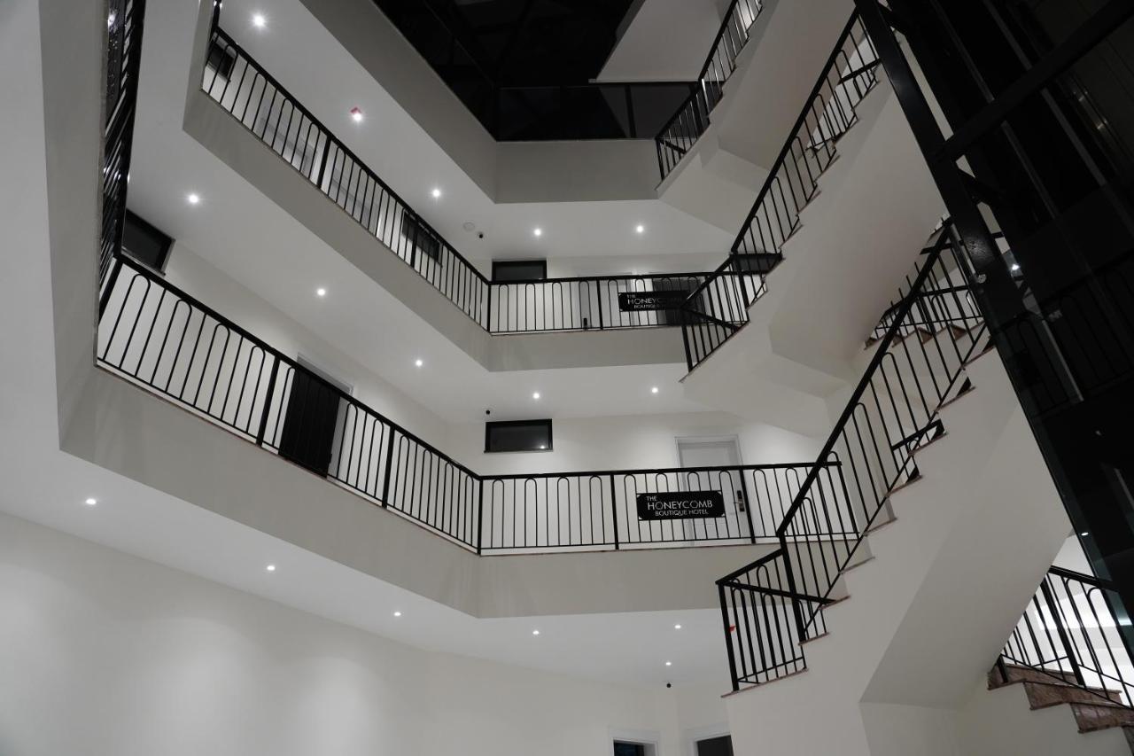 The Honeycomb Boutique Hotel Golem  Extérieur photo
