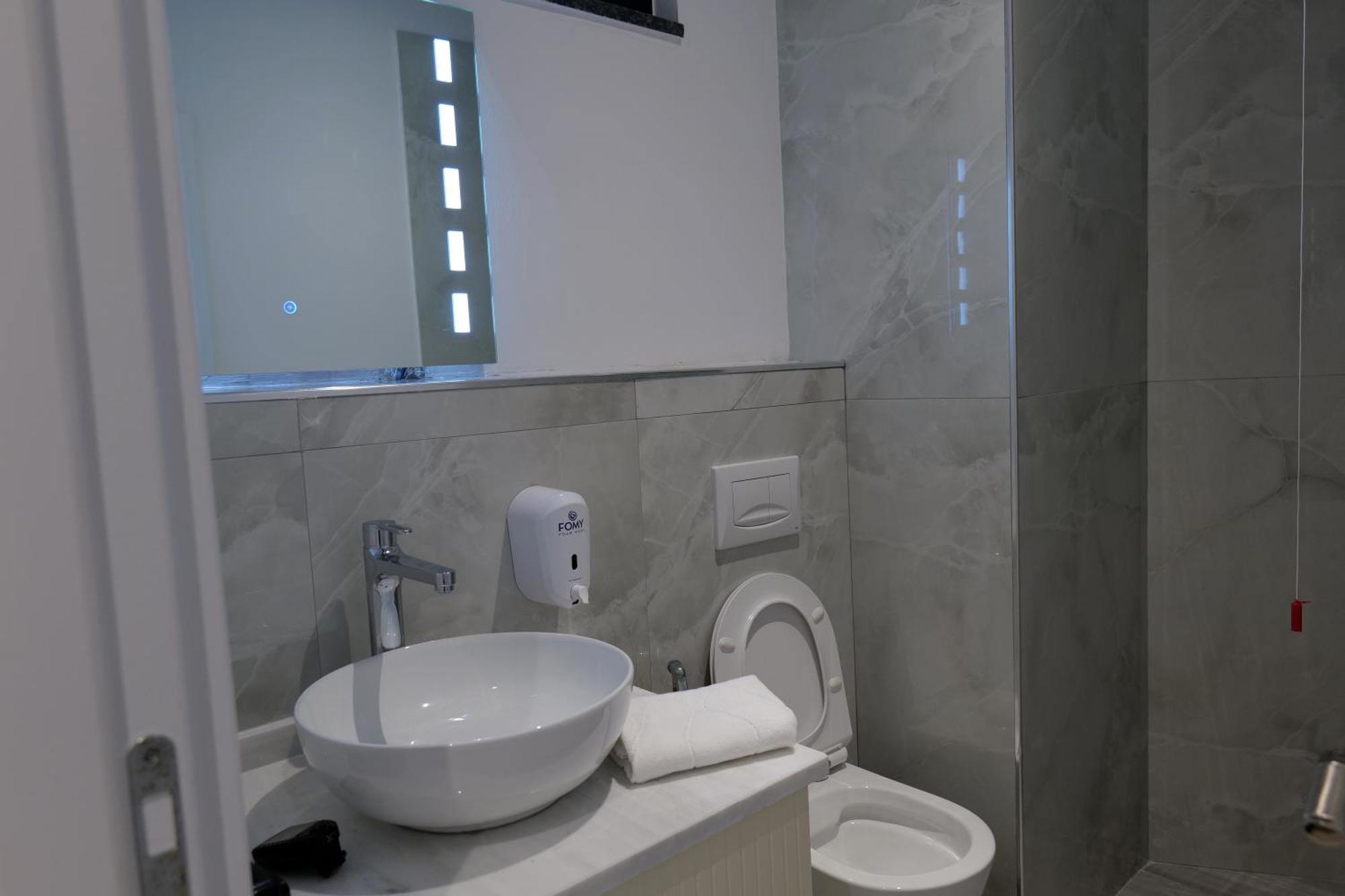 The Honeycomb Boutique Hotel Golem  Extérieur photo