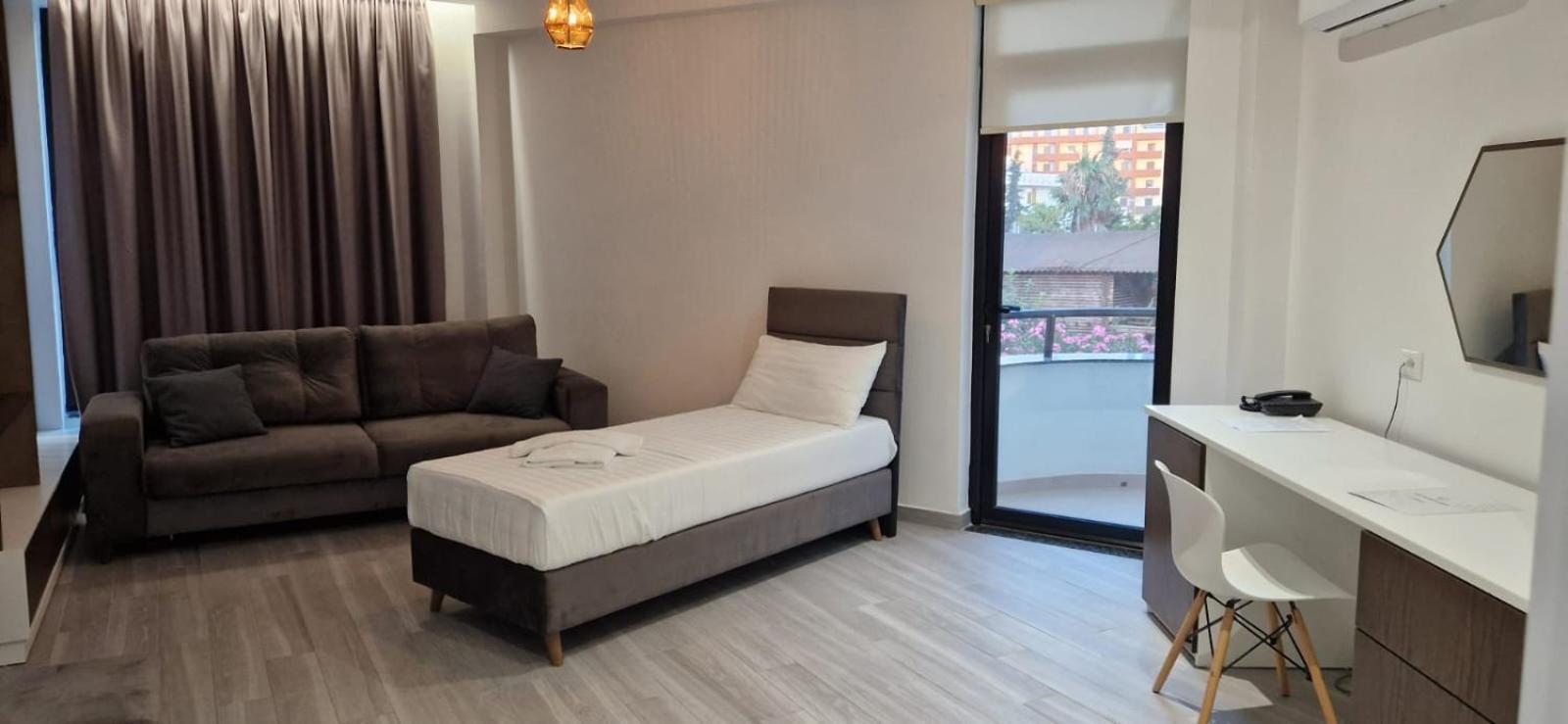 The Honeycomb Boutique Hotel Golem  Extérieur photo
